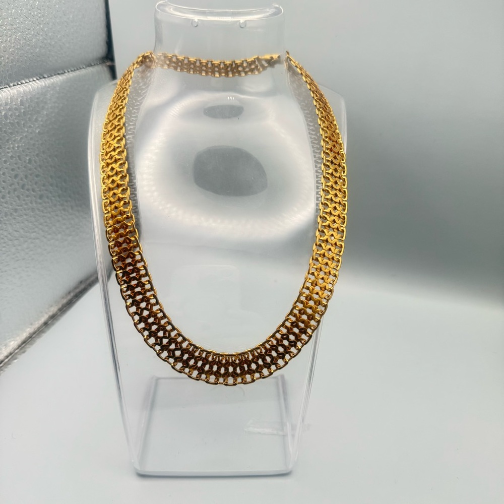 Vintage collar color oro brillante segunda mano. Elegante